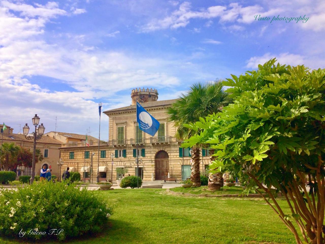 Hotel Dei Sette วาสโต ภายนอก รูปภาพ